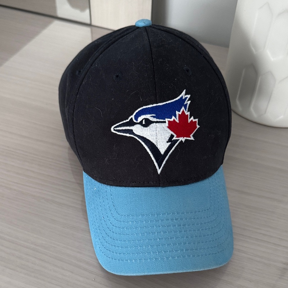 Toronto Blue Jays Black and Blue Cap Ajustable
